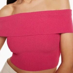 Aritzia Women's Pink Crop-top